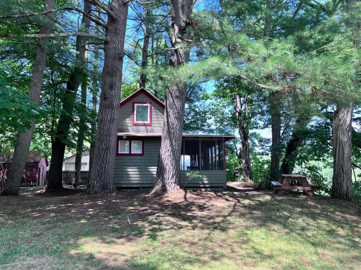 Camp Hudson Pines Corinth Exterior foto