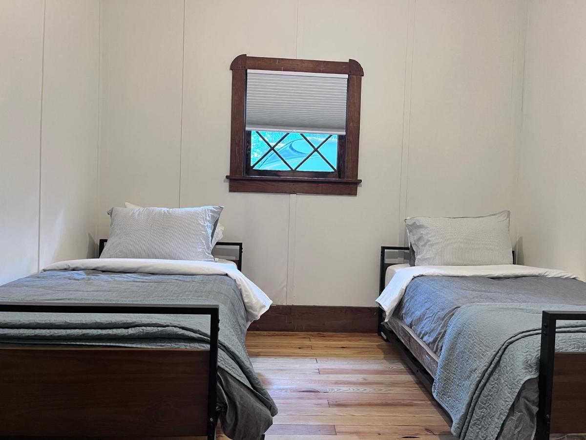 Camp Hudson Pines Corinth Exterior foto