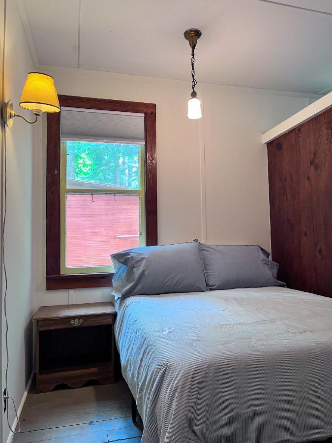 Camp Hudson Pines Corinth Exterior foto